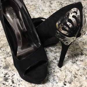 Carlos Santana Black Butterfly Heels